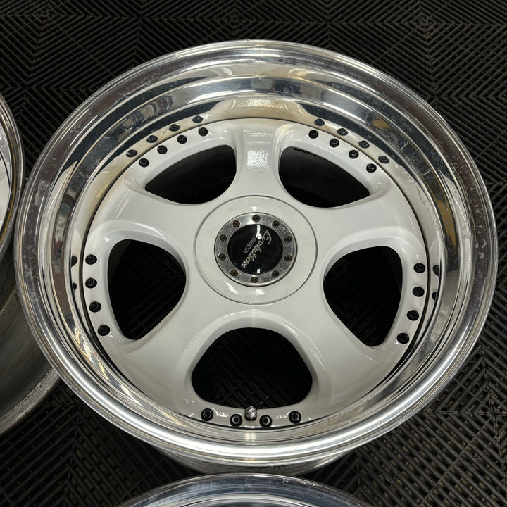 Work Evolution Stitch

5x114.3

18x8.5 +35

18x10.5 +19