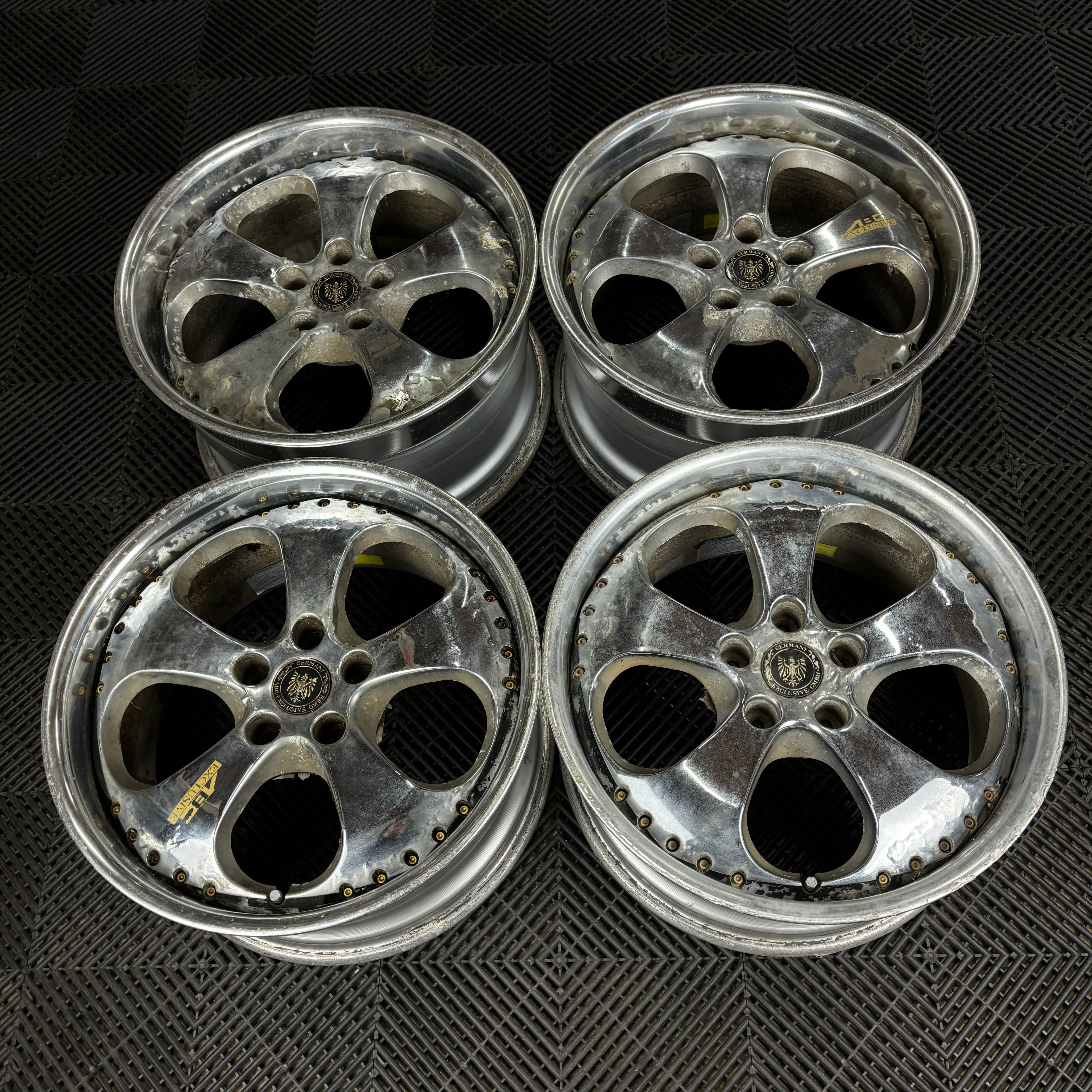 40CEB811-7783-4E34-84C2-