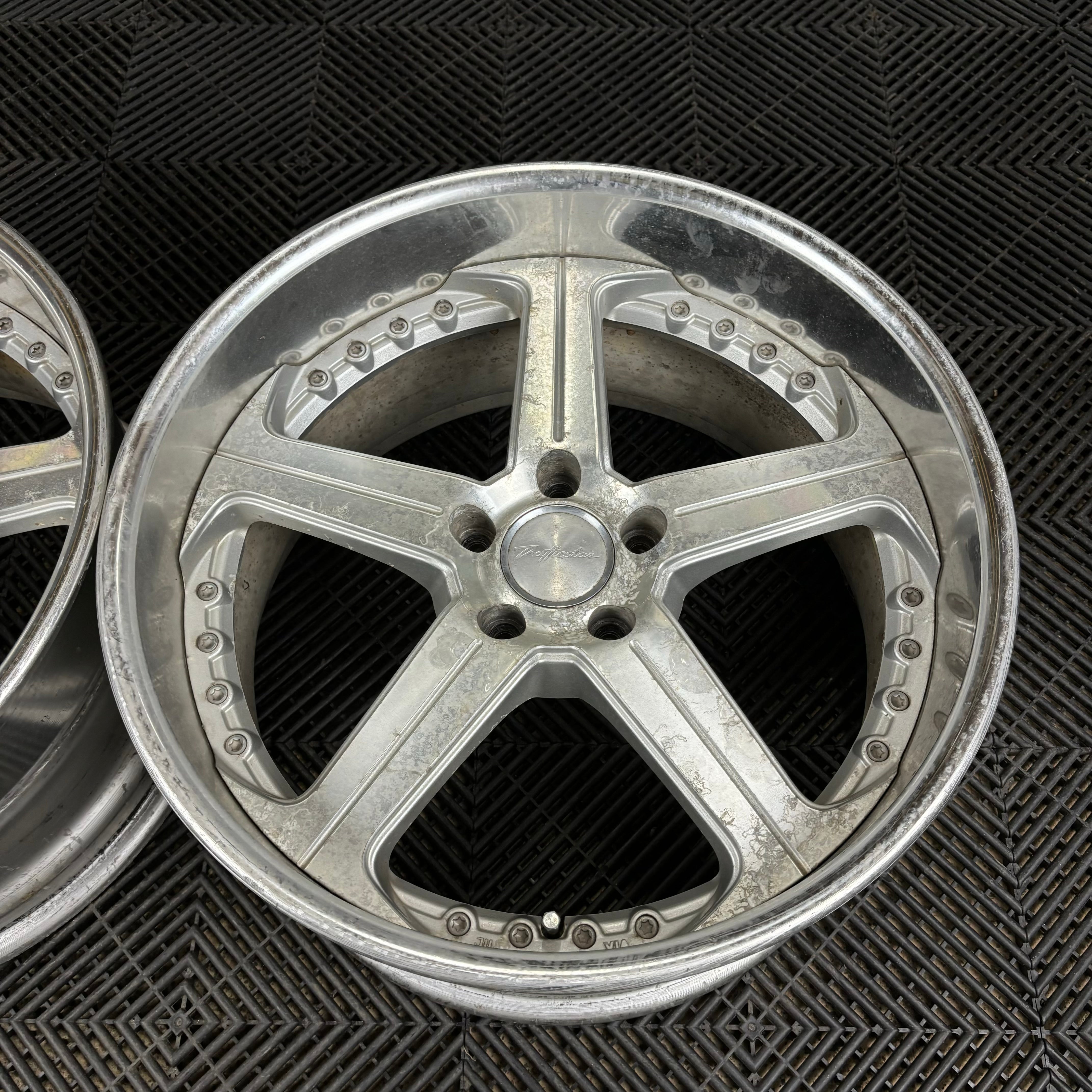 Riverside Trafficstar RTS PAIR (2) / 5x114.3 / 19x10 +23 – Parts