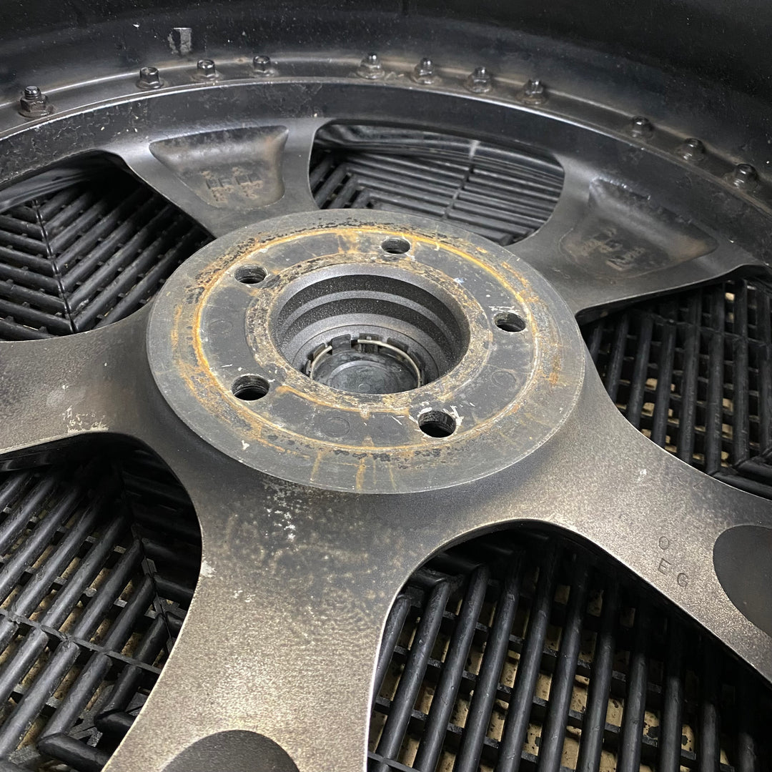 Work VS-KF / 5x114.3 / 20x8 +44 & 20x8.5 +51