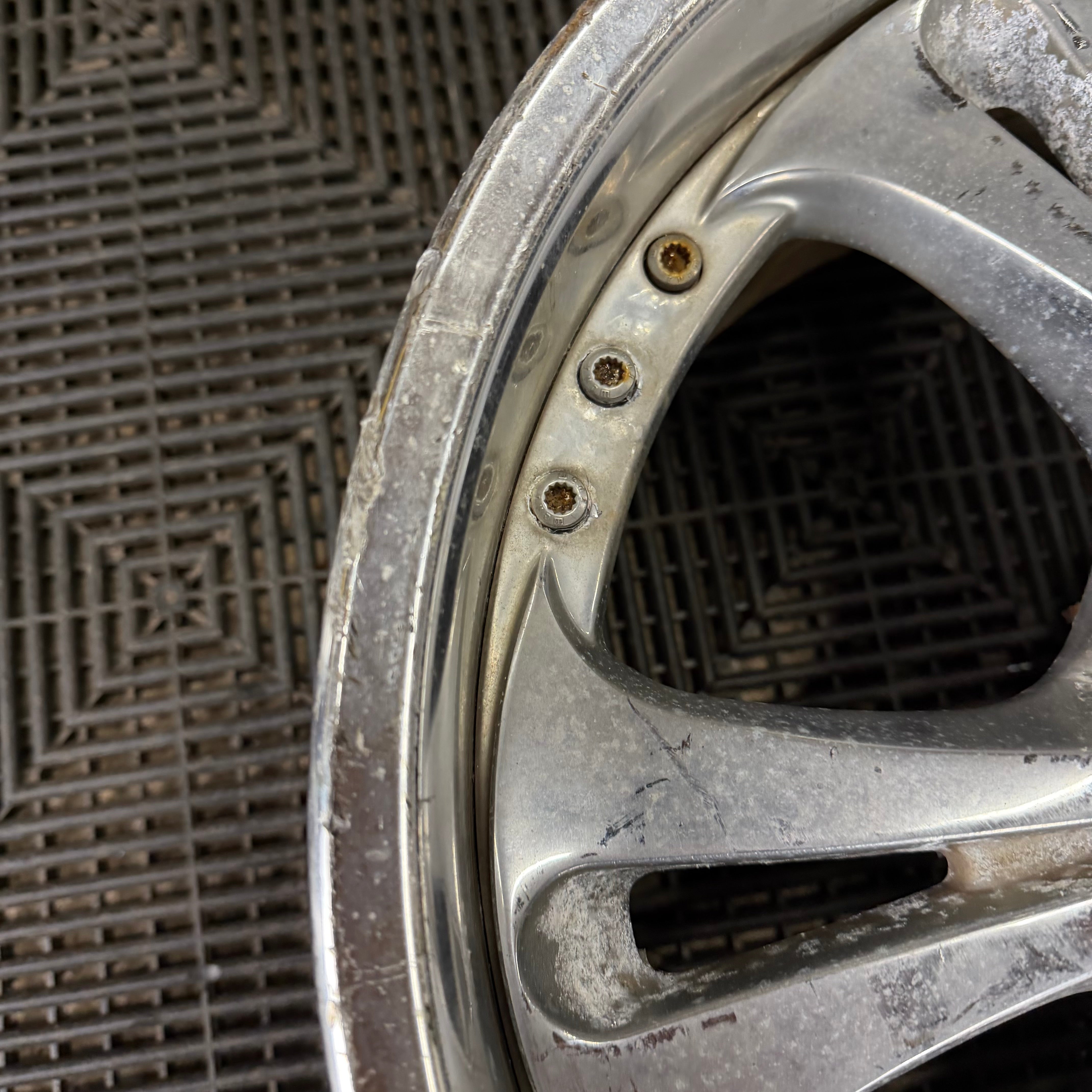 Weds Kranze Cerberus 2 / 5x114.3 / 18x8+38 & 18x8.5+39 – Parts