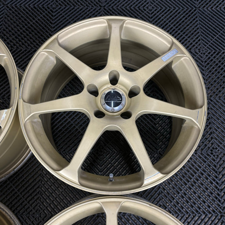 Advan AVS Model 7 / 5x114.3 / 17x8 +38 & 17x9 +38