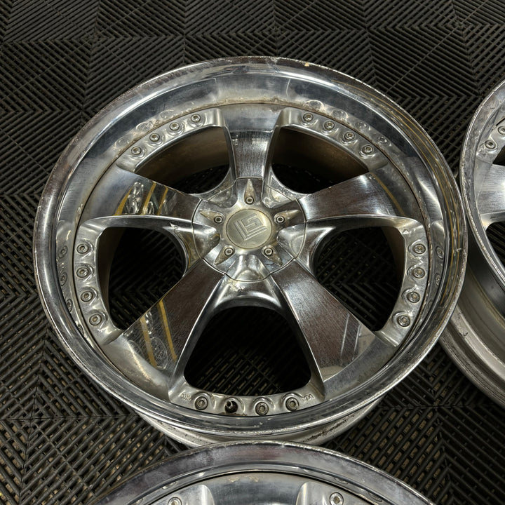Work LS 105s / 5x114.3 / 19x8.5 +30