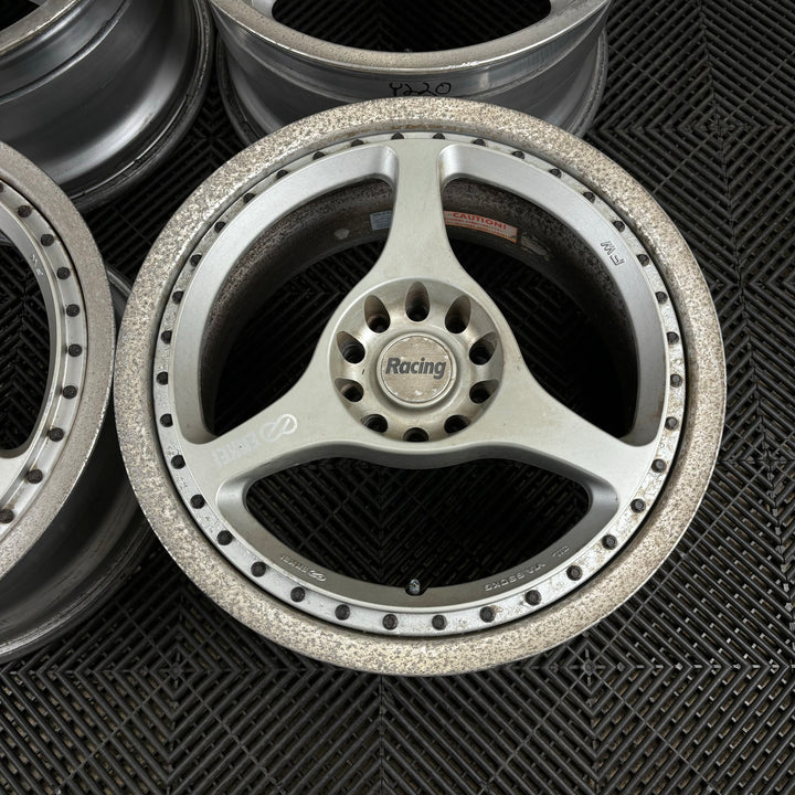 Enkei RS-3 / 5x114.3 / 17x8 +35 & 17x9 +35