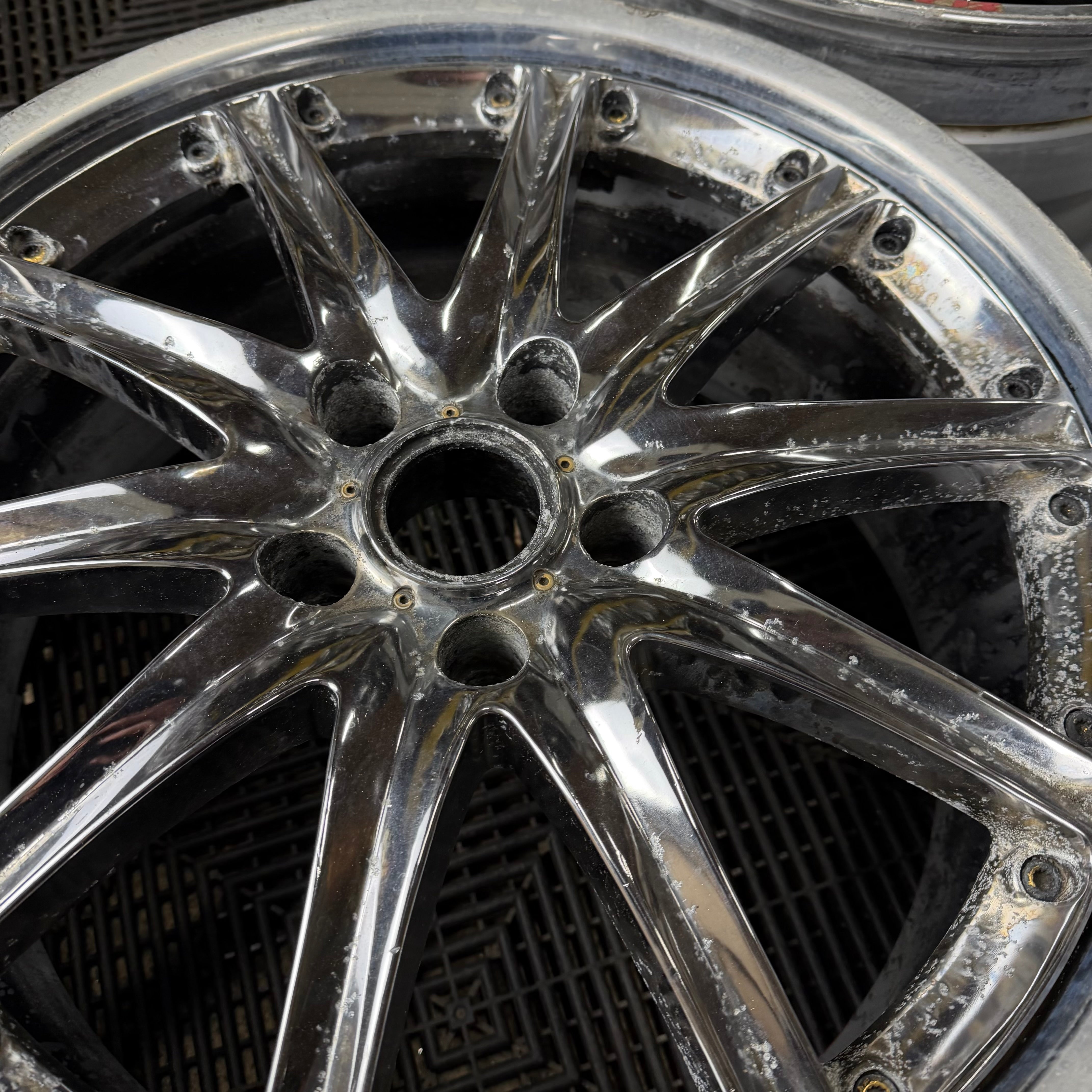 クレンツェ ショーキ Weds Kranze Shoki / 5x114.3 / 19x8.5+41 & 19x9.5+44 – Parts From Japan
