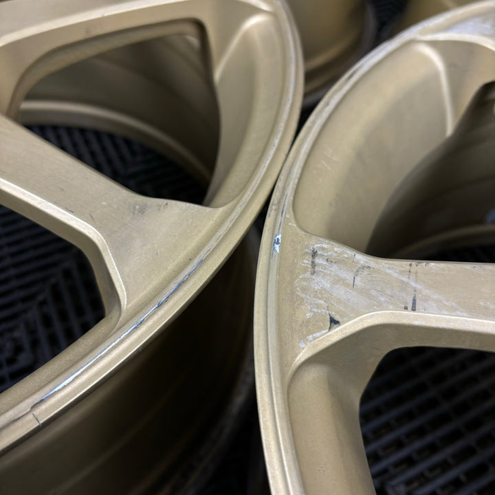 Advan AVS Model 7 / 5x114.3 / 17x8 +38 & 17x9 +38
