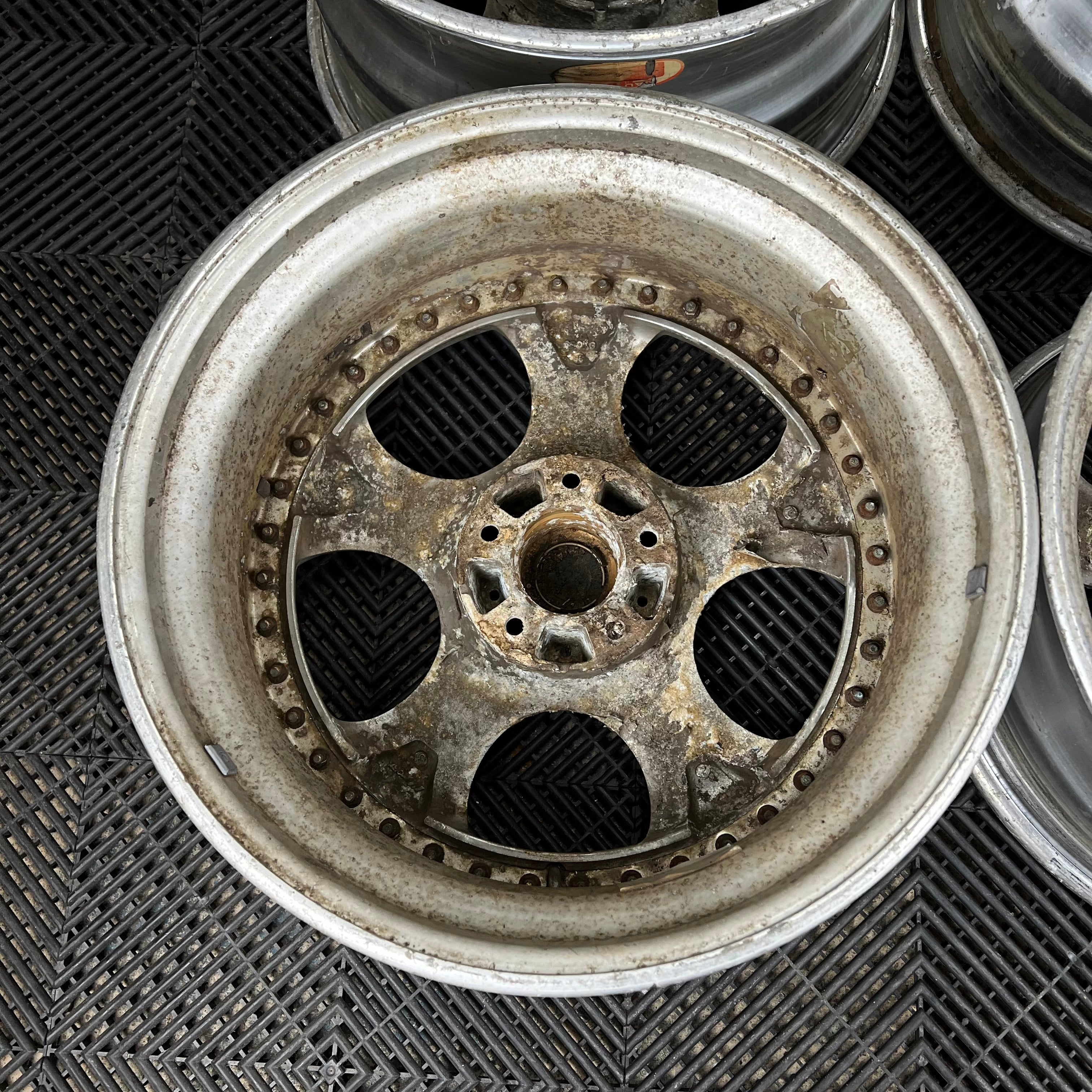 Work VS SD / 5x114.3 / 18x8.5+40 & 18x9.5+45 – Parts From Japan Work VS SD / 5x114.3 / 18x8.5+40 & 18x9.5+45 – Parts From Japan