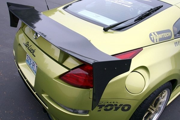 Do-Luck | 3D Carbon Rear Wing for Nissan 350Z (Z33)