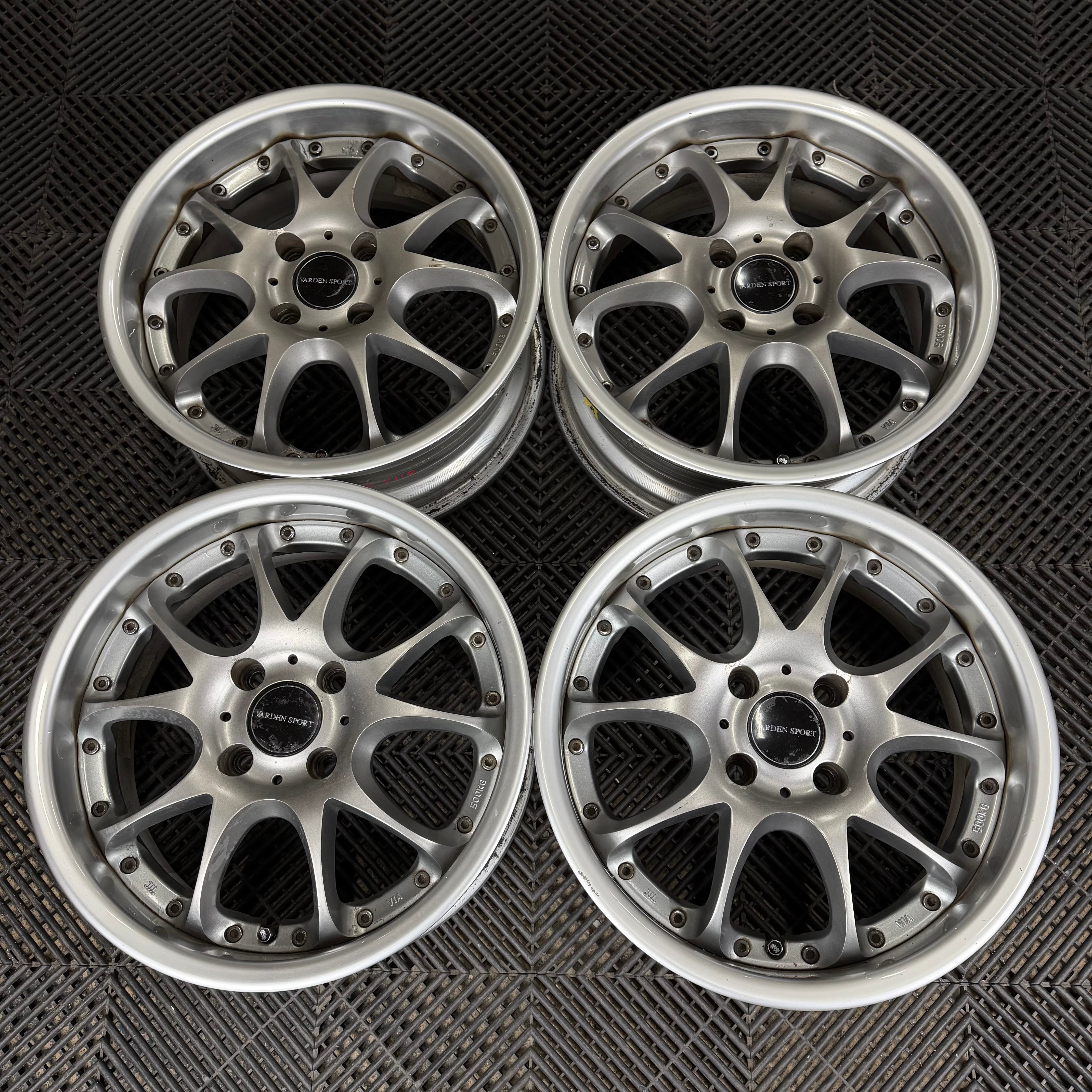 7C5AB776-10CB-4682-8F4F-