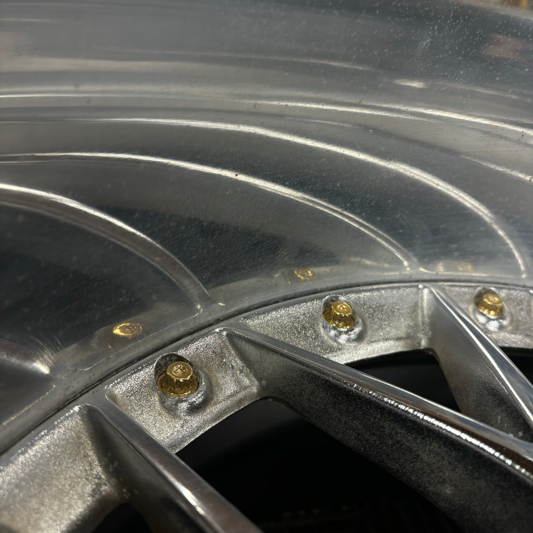 Weds Kranze Erm

5x114.3

18x9 +44

18x11.5 -6
