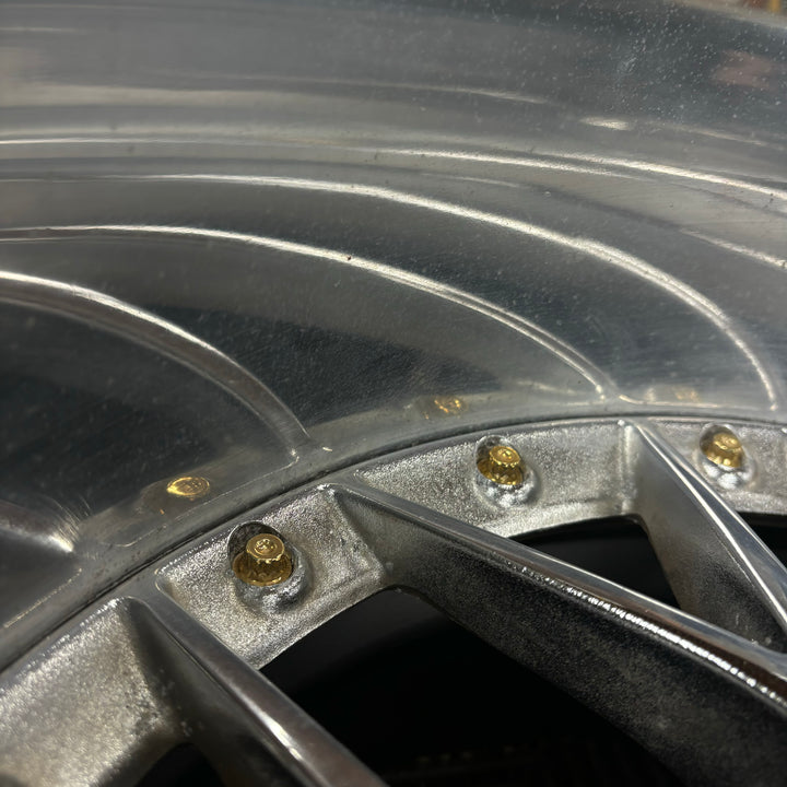 Weds Kranze Erm

5x114.3

18x9 +44

18x11.5 -6