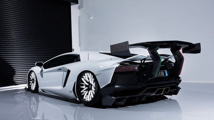 AIMGAIN GT PERFECT BODY KIT LAMBORGHINI AVENTADOR - (CONTACT FOR PRICING)