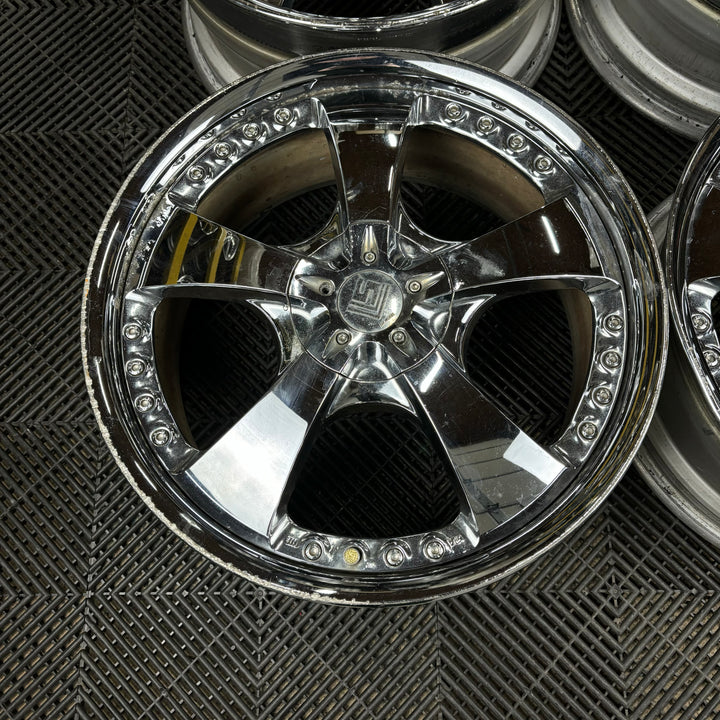 Work LS 105 / 5x114.3 / 19x8.5 +43 & 19x9.5 +43
