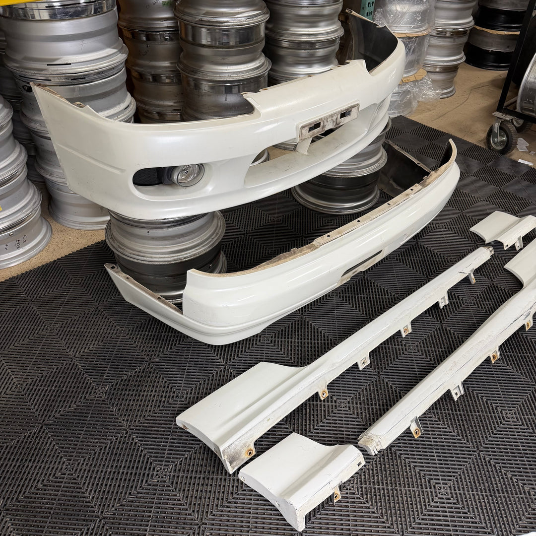 IN STOCK! Oem Body Kit for Nissan Silvia S15 (Front bumper, Rear Bumper, Side Skirts)