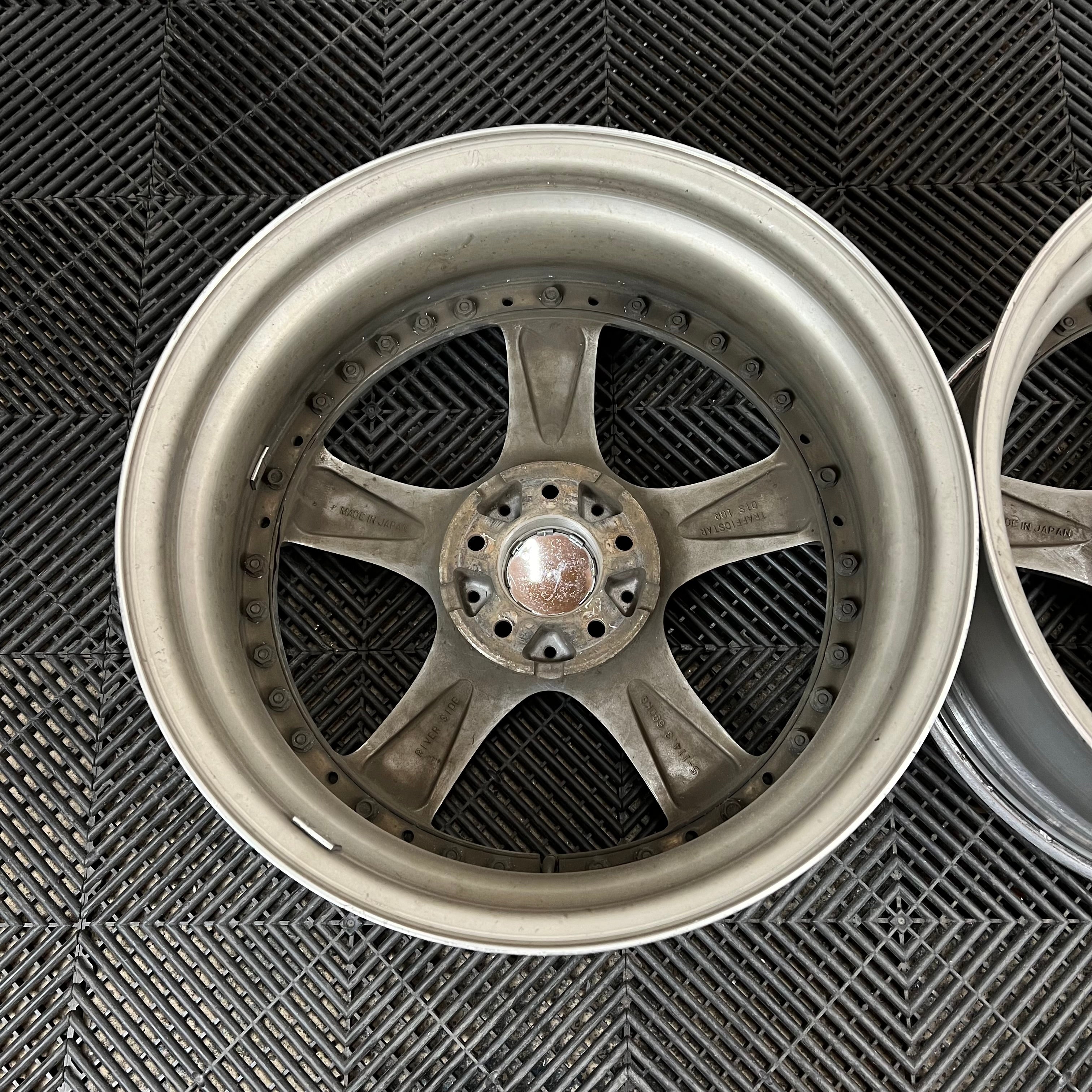 Riverside Trafficstar DTS PAIR (2) / 5x114.3 / 18x8 +47 – Parts
