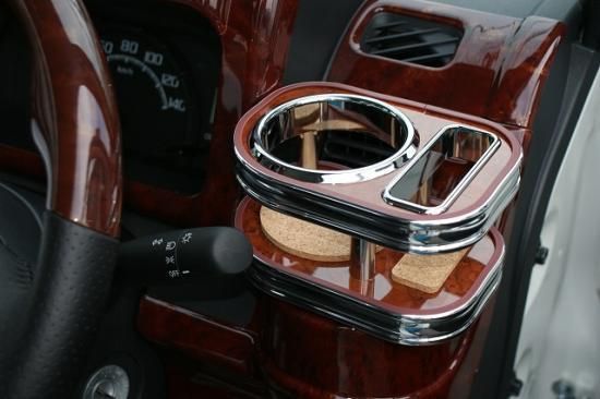 Hello Special | Driver-Side Cup Holder - Brown Woodgrain for Daihatsu Hijet Truck Jumbo (S500P / S510P Early Model) - photo 2