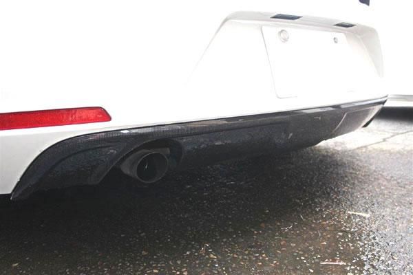 Garage Vary | Rear Diffuser - Single Exit Exhaust (Carbon Fiber) for Volkswagen The Beetle