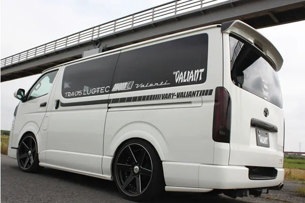 Garage Vary | Roof Spoiler for Toyota Hiace 200 Series (H200)