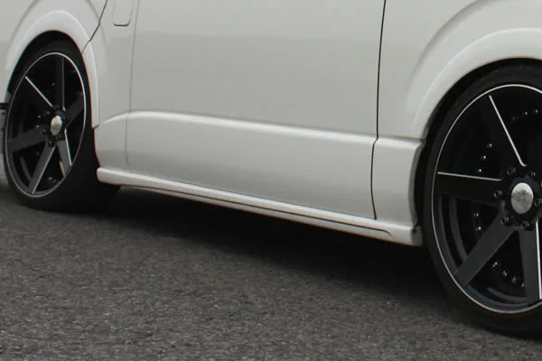 Garage Vary | Long Wheelbase Side Skirts for Toyota Hiace 200 Series (H200)