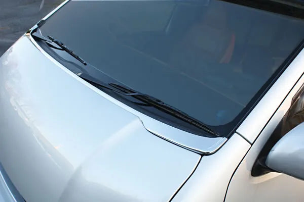 Garage Vary | Wiper Cowl for Toyota Hiace (H200 Type 4)