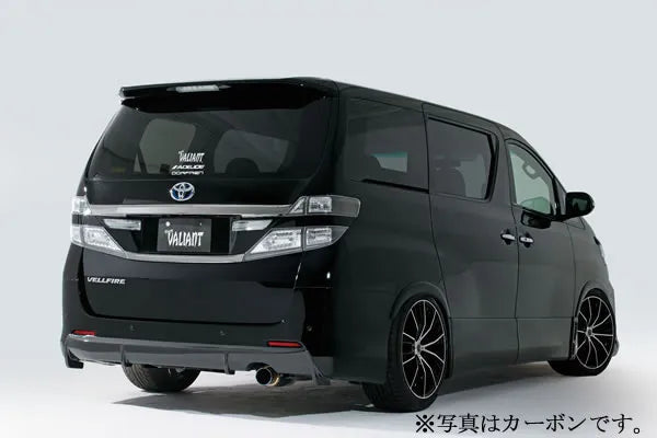 Vary Valiant rear diffuser on lowered black Toyota Vellfire 20 series – 3/4 rear view