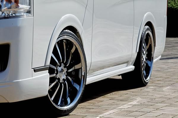 Garage Vary | Low Form Fender Flares for Nissan NV350 Caravan Narrow (E26 2012-2017)