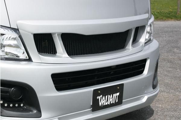 Garage Vary | Front Grille for Nissan NV350 Caravan Wide (E26 2012-2017)