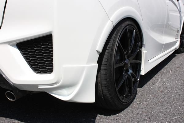 Garage Vary | Mud Guards FRP for Honda Fit (GK3-GK6/GP5-GP6) 2013-2017