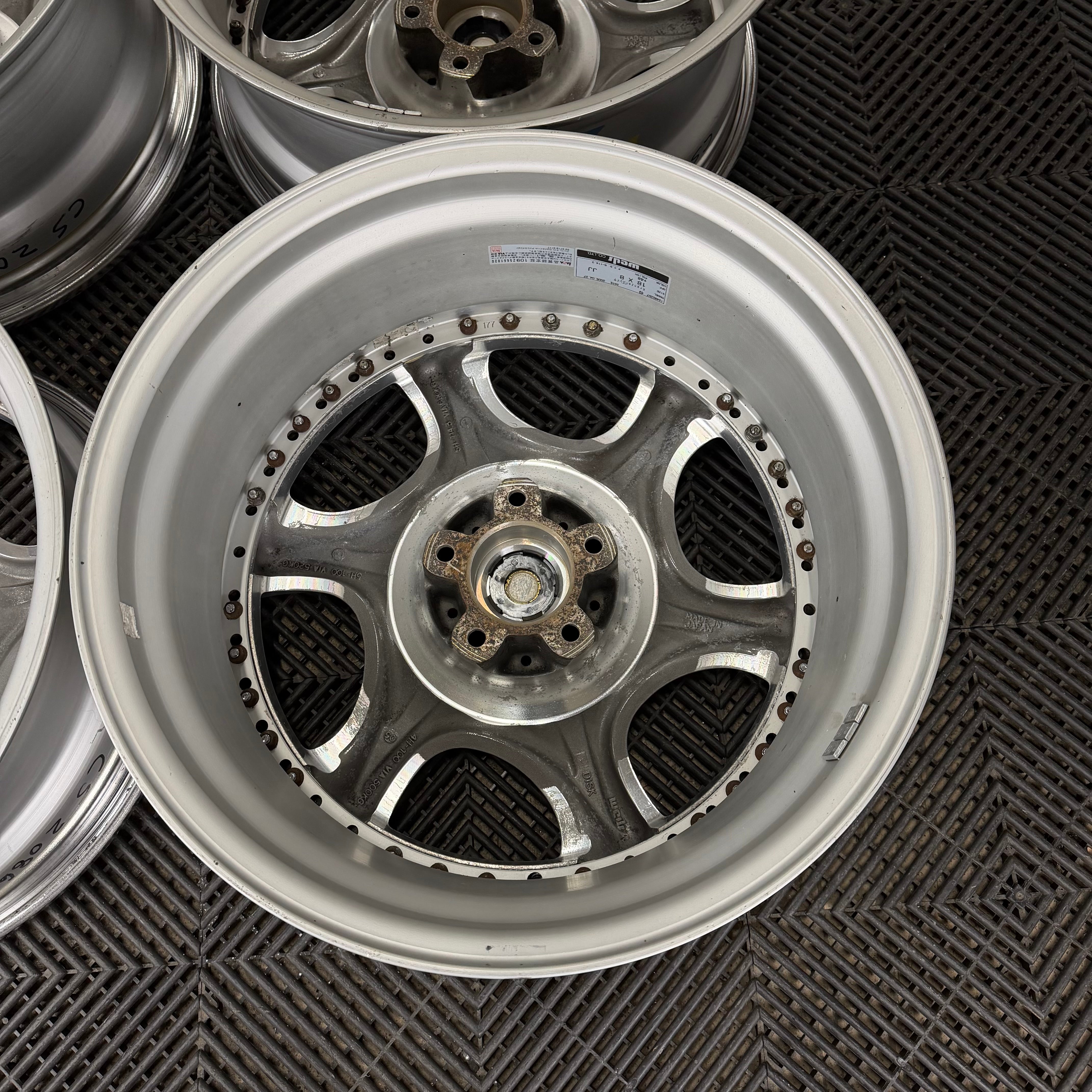 Weds Kranze Bazreia / 5x114.3 / 18x8+48 – Parts From Japan