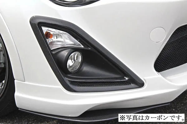 Garage Vary | Fog Light Relocation Panels FRP for Toyota 86 (ZN6 Zenki)