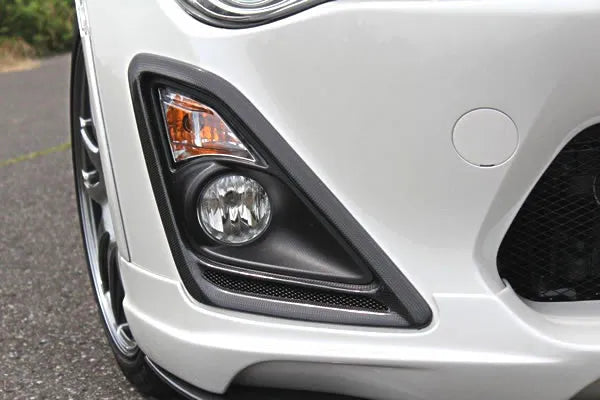 Garage Vary | Fog Light Relocation Panels Plain Weave Carbon with Documents for Toyota 86 (ZN6 Zenki)