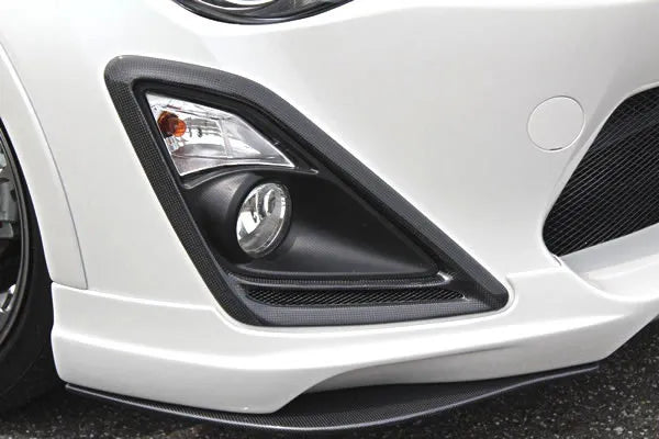 Garage Vary | Fog Light Relocation Panels Plain Weave Carbon with Documents for Toyota 86 (ZN6 Zenki)
