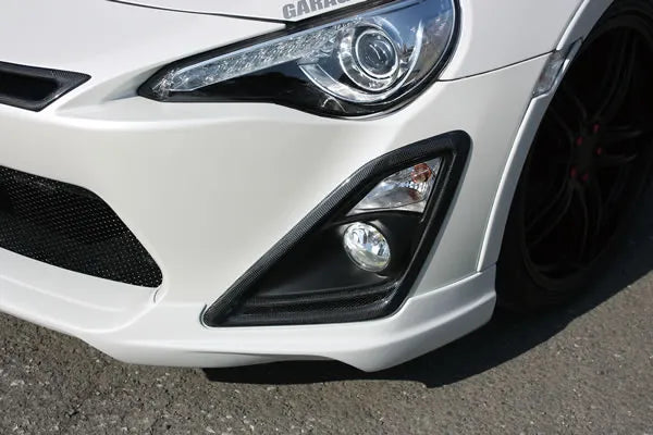 Garage Vary | Fog Light Relocation Panels Plain Weave Carbon with Documents for Toyota 86 (ZN6 Zenki)