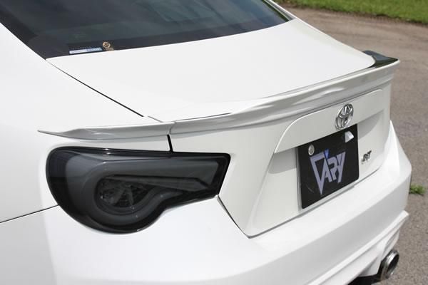 Garage Vary | Trunk Spoiler Plain Weave Carbon for Toyota GT86 (ZN6) - Image 5
