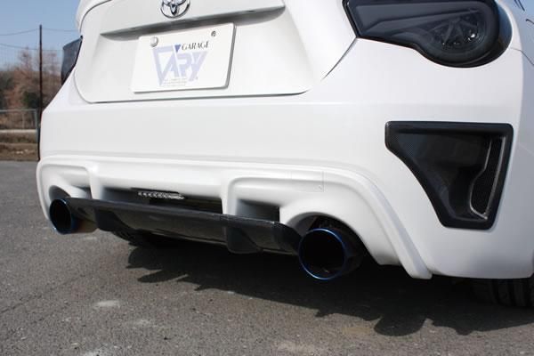 Garage Vary | Rear Duct Panels Plain Weave Carbon for Toyota GT86 (ZN6) - Image 2