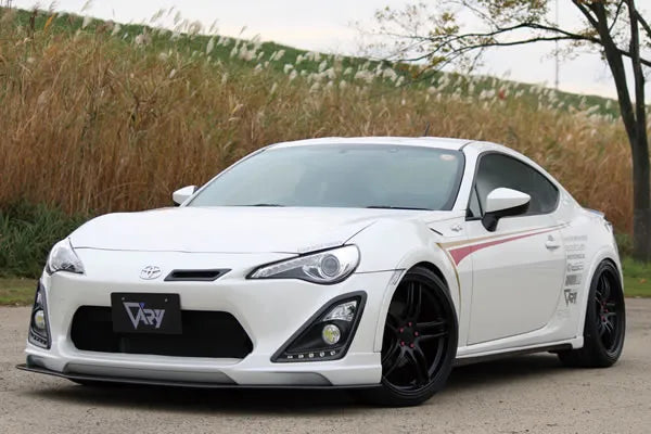 Garage Vary | Front Under Panel Plain Weave Carbon for Toyota 86 (ZN6 Zenki)