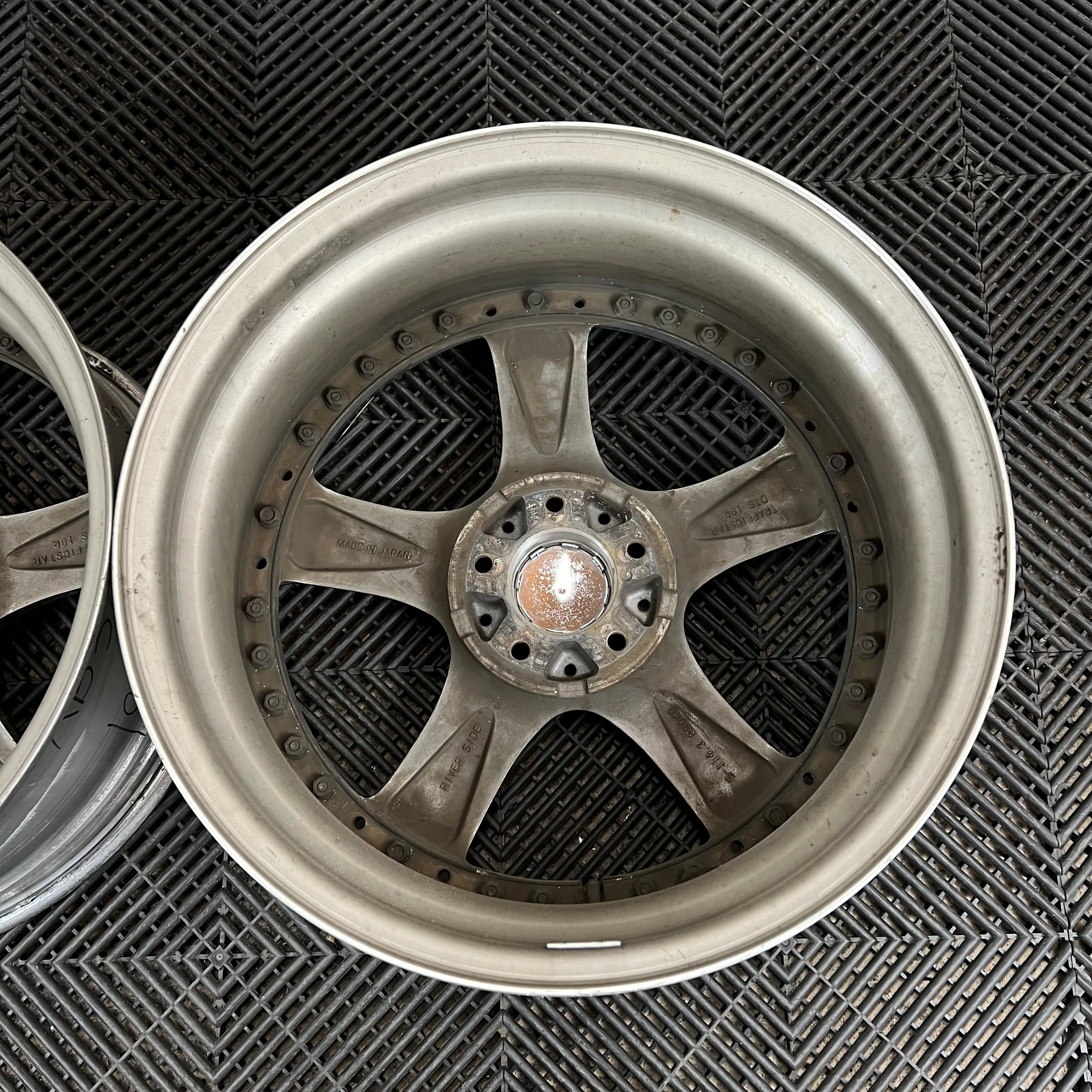 その他 RT-183270 Riverside Trafficstar DTS PAIR (2) / 5x114.3 / 18x8 +47 – Parts