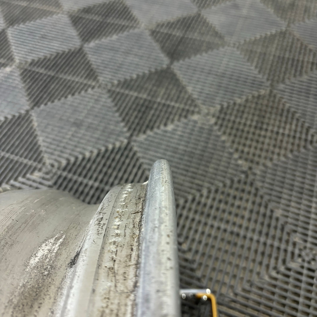Work VSMX

4x114.3 / 5x114.3

17x7 +10

17x8 +10