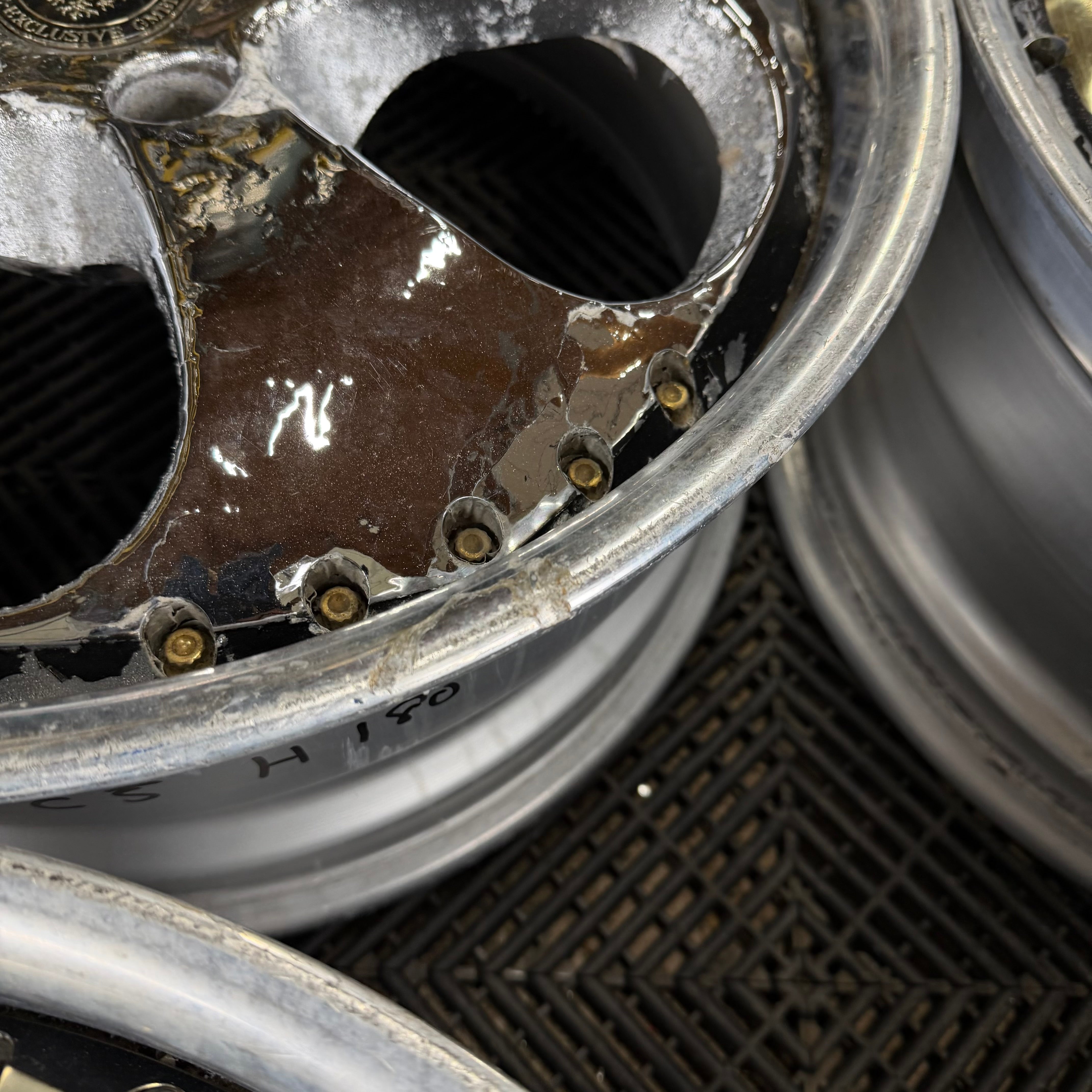 ABC Exclusive / 5x114.3 / 18x8+45 & 18x8+38 – Parts From Japan