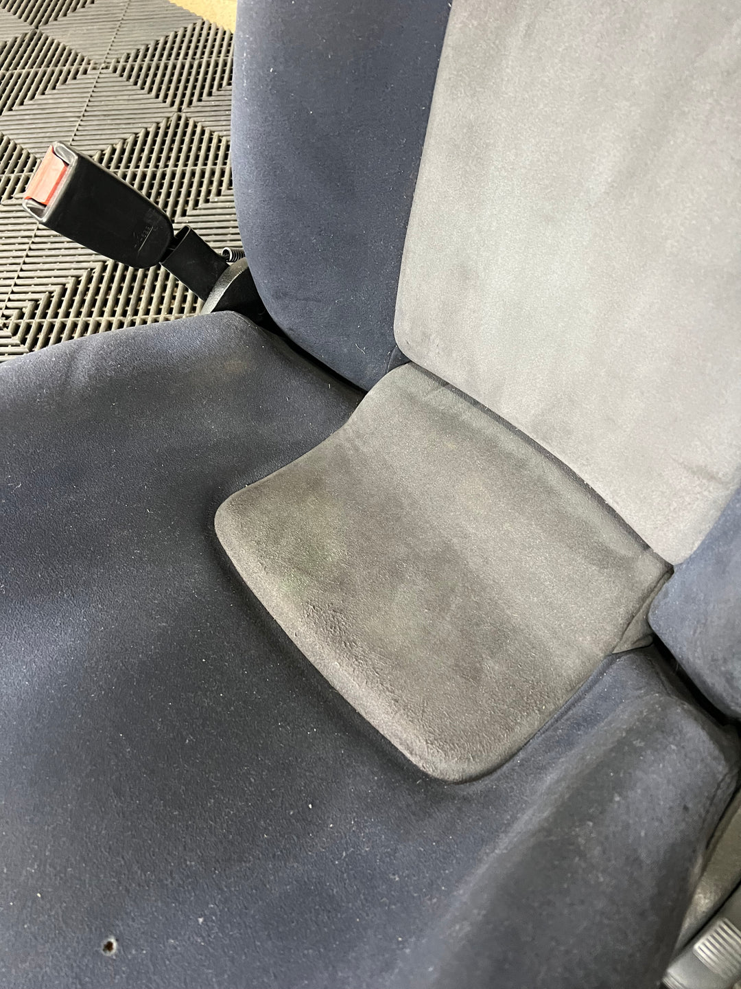 Nissan R32 GTR Passenger Seat (RHD)