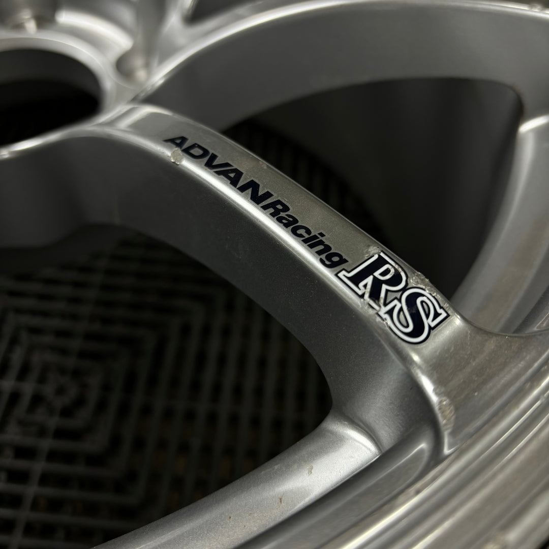 Advan RS PAIR (2) / 5x120 / 17x9 +18