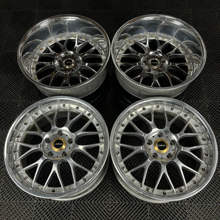 Weds Kranze Erm

5x114.3

18x9 +44

18x11.5 -6
