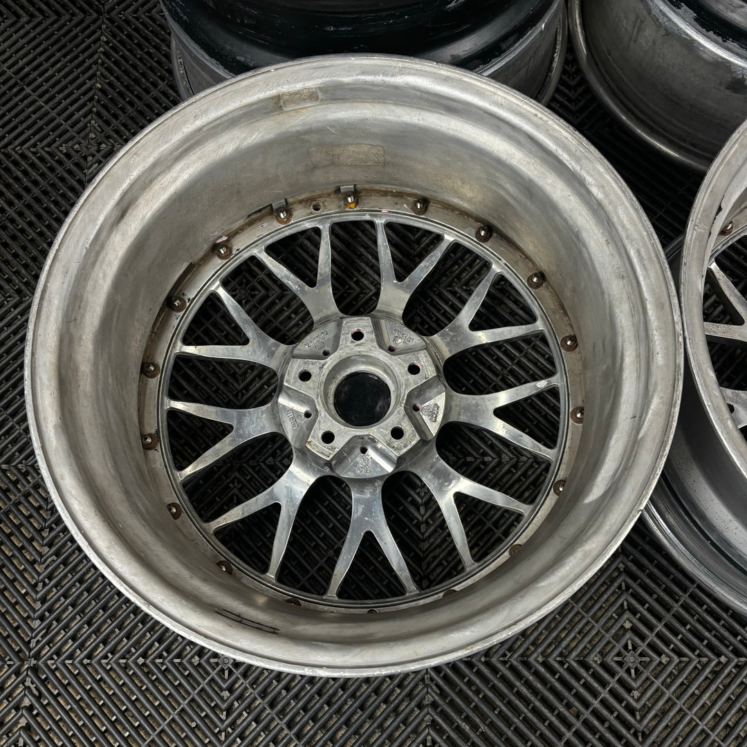 Weds Kranze Erm

5x114.3

18x9 +44

18x11.5 -6