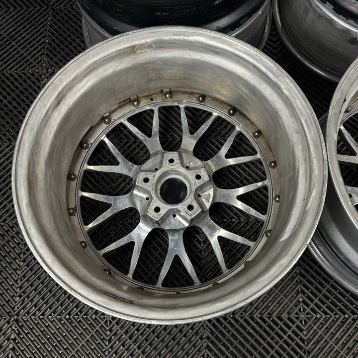 Weds Kranze Erm

5x114.3

18x9 +44

18x11.5 -6