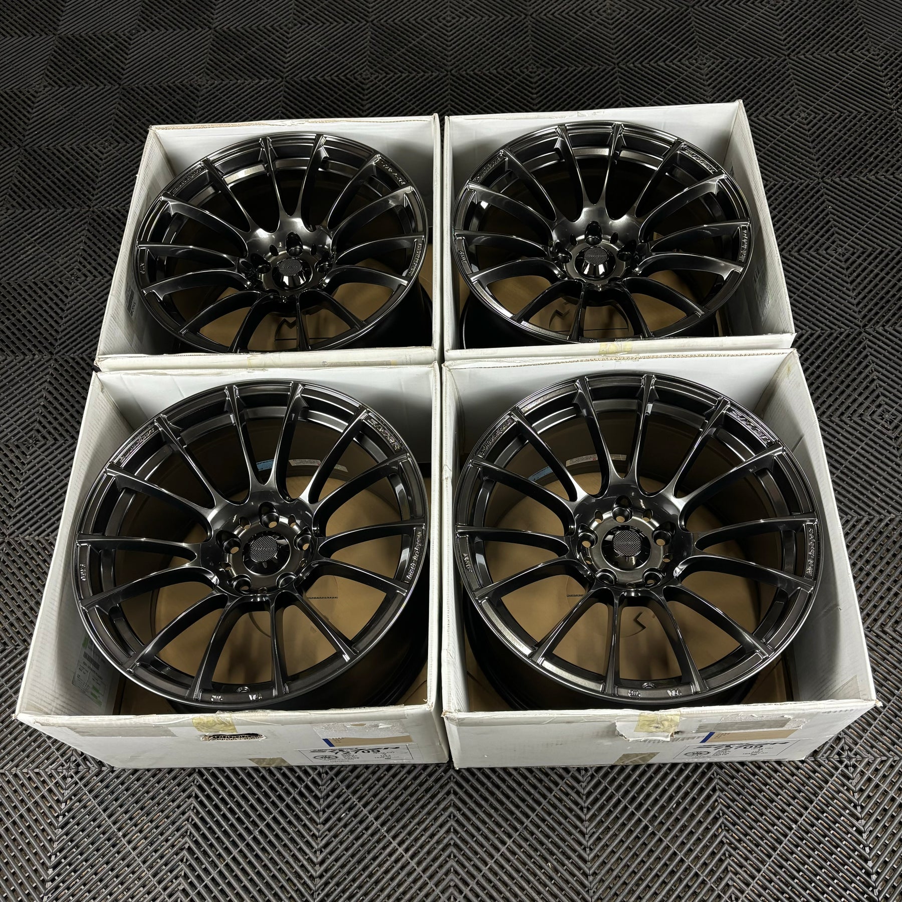 エストレア D9889F98-57B1-435B-858D-