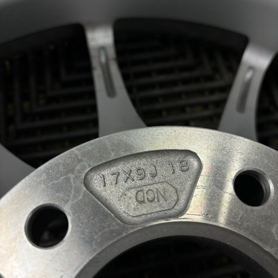 Advan RS PAIR (2) / 5x120 / 17x9 +18