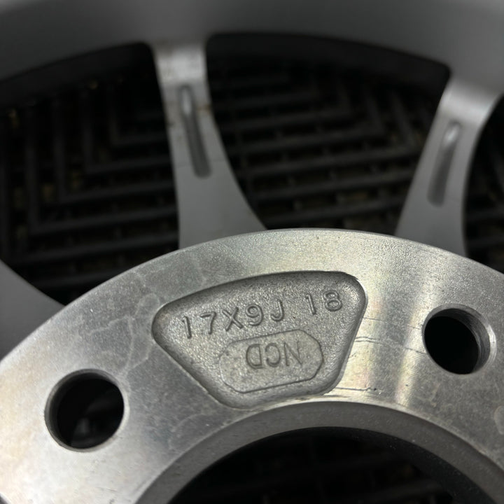 Advan RS PAIR (2) / 5x120 / 17x9 +18