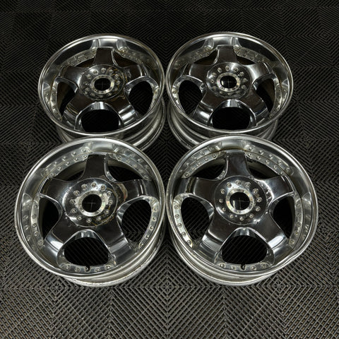 Garson Ryugi

4x100 / 5x100

18x8 +28

18x8 +18