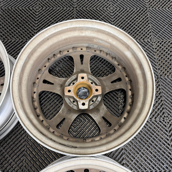 Weds Kranze Cerberus 1 | 4x100 | 17x8+38