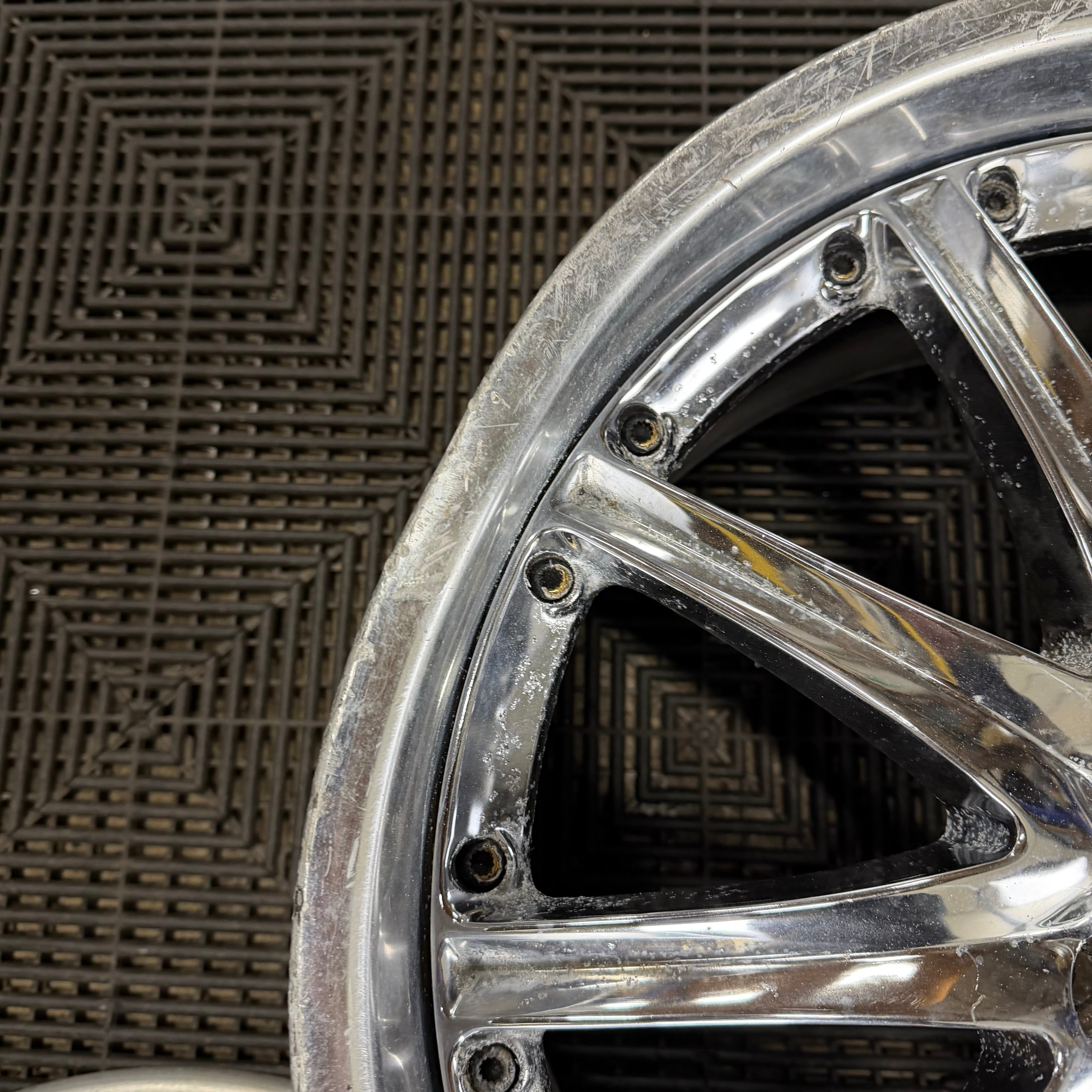 Weds Kranze Shoki / 5x114.3 / 19x8.5+41 & 19x9.5+44 – Parts From Japan